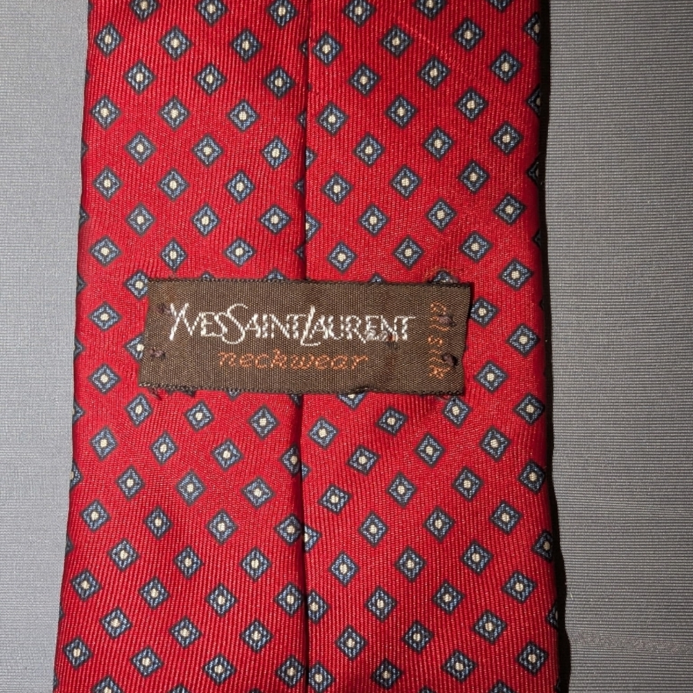 Yves Saint Laurent Geometric Red Tie